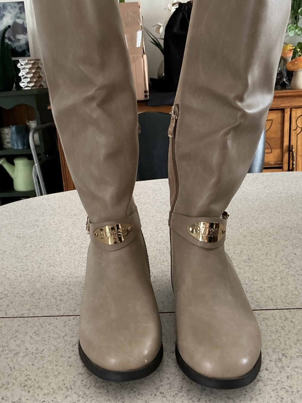 Guess boots Never worn